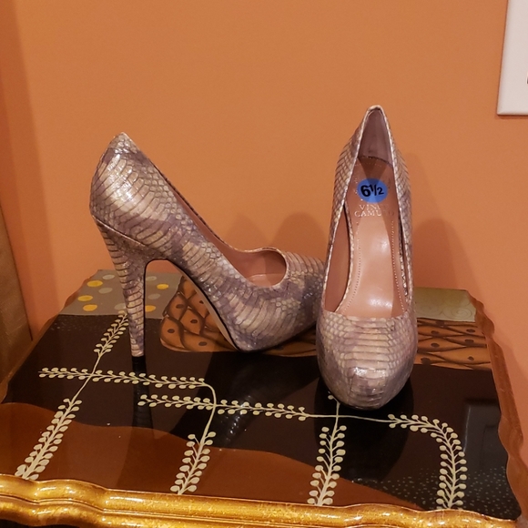 DONATED - Picture 2 of 4